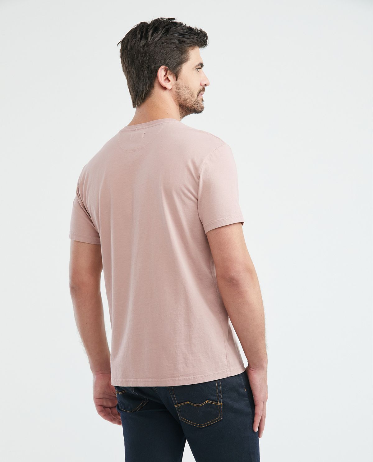 Camiseta Cuello V Chevignon 6026002 Slim Fit Color Rosa Oscuro 2