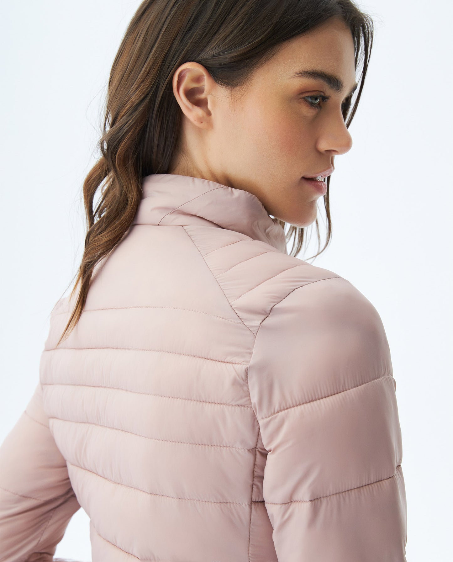 Chaqueta Dama Chevignon 720E000 Togs Ultra Light Rosa Claro