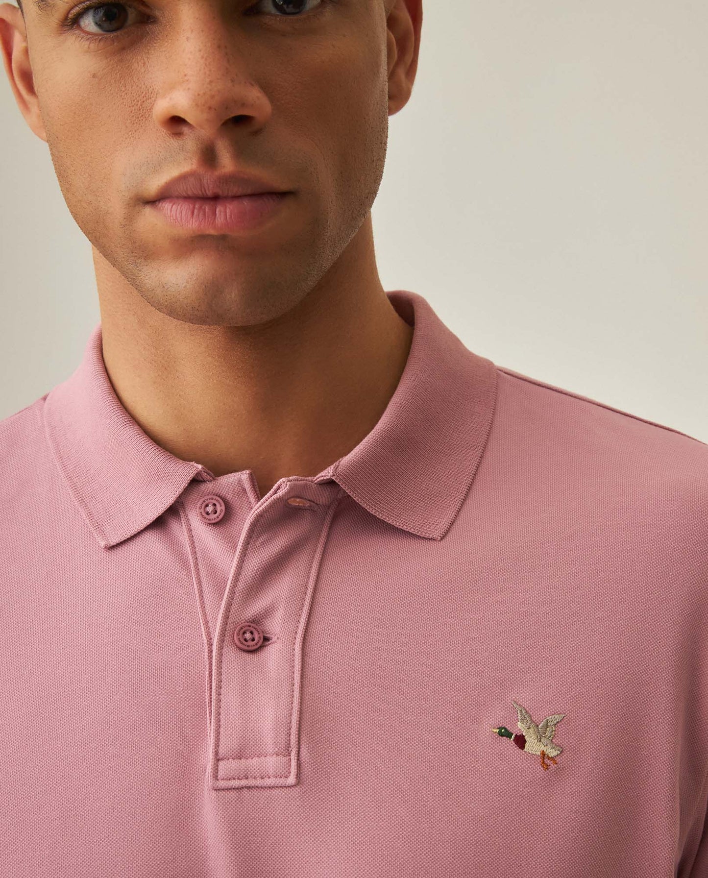 Camiseta Polo Chevignon 602H001 Slim Fit Rosa Lila Medio