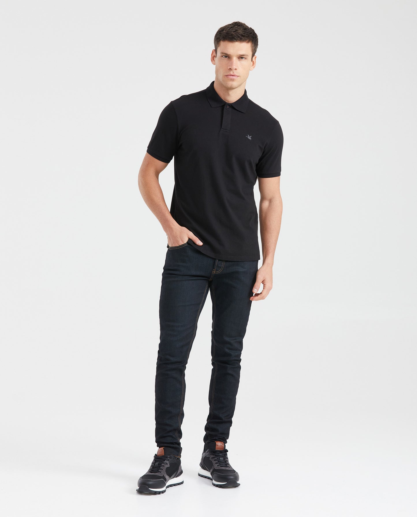 Camiseta Polo Chevignon 601G004 Slim Fit Negro
