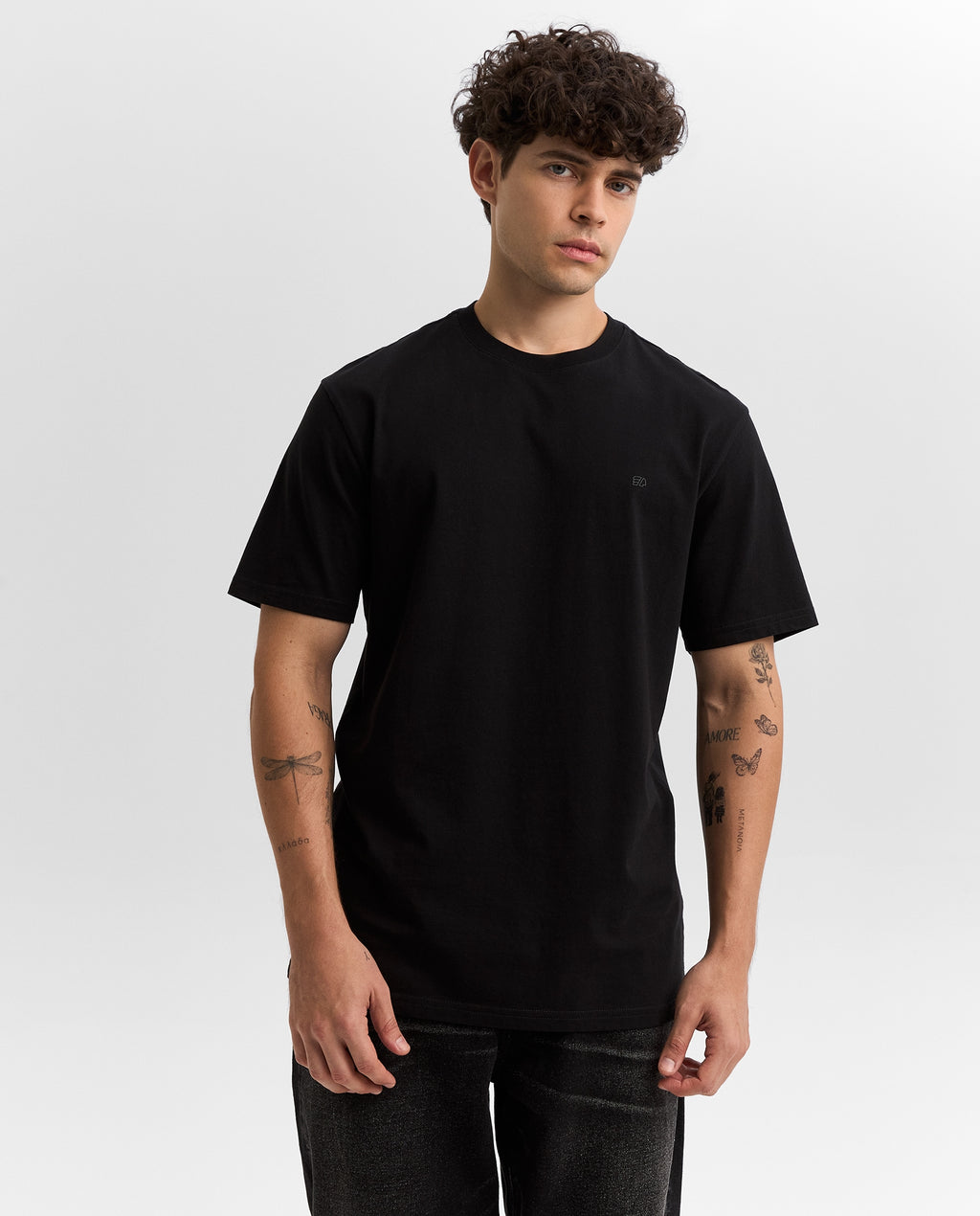 Camiseta Cuello Redondo Americanino 840F001 Slim Fit Negro