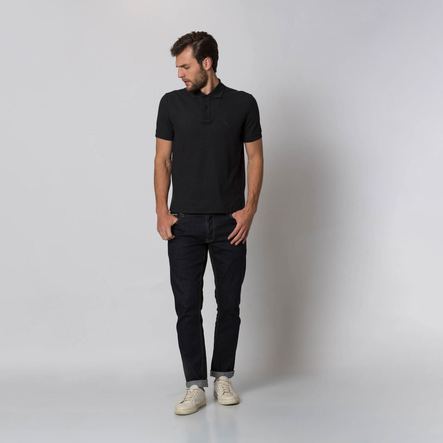 Camiseta Polo Chevignon 600A000 Classic Fit Negro