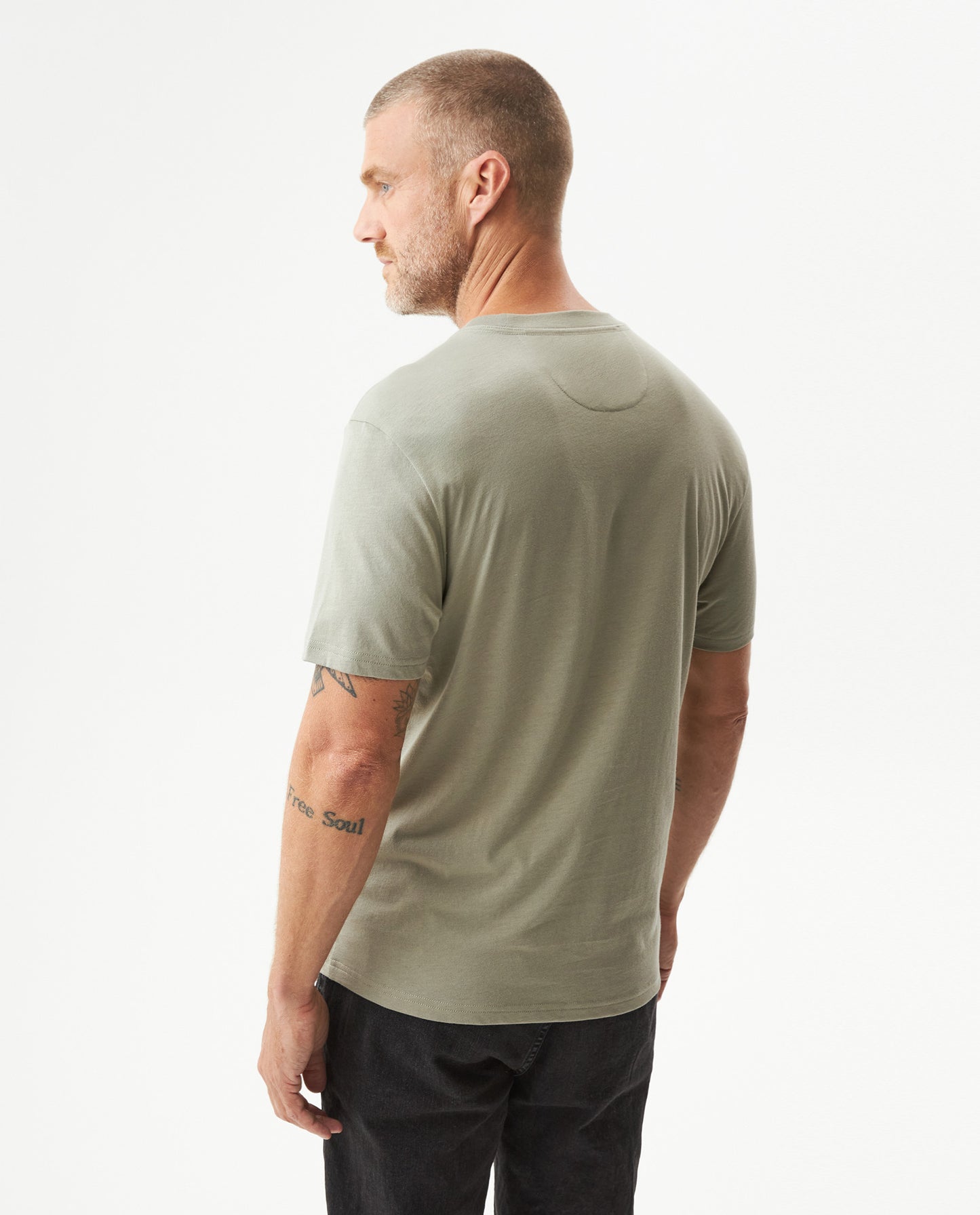 Camiseta Cuello Redondo Chevignon 649G020 Slim Fit Verde Myrica Oscuro